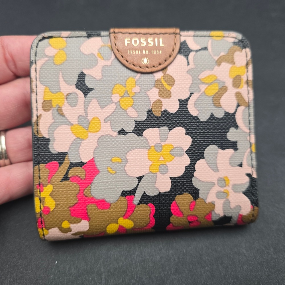 Fossil Bifold Wallet Floral Print Pink Gray Yellow Leather Trim Compact Coin Zip